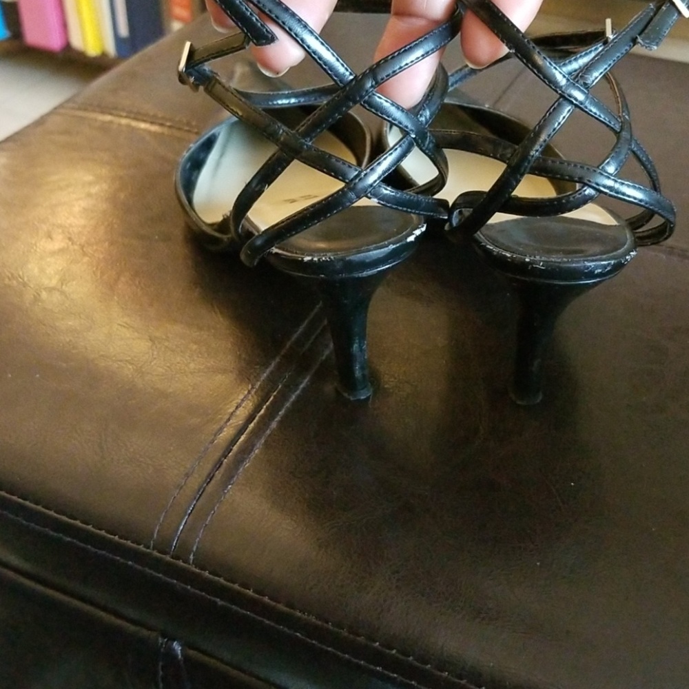 Pumps - Picture 2 of 2